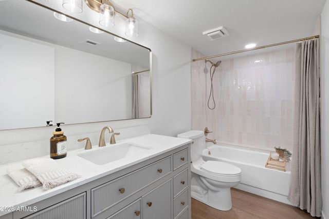 10050 E SAN BERNARDO Drive, Scottsdale, AZ 85258