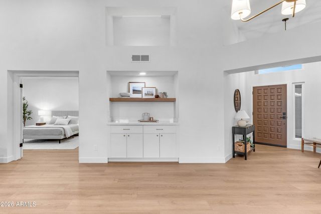 10050 E SAN BERNARDO Drive, Scottsdale, AZ 85258