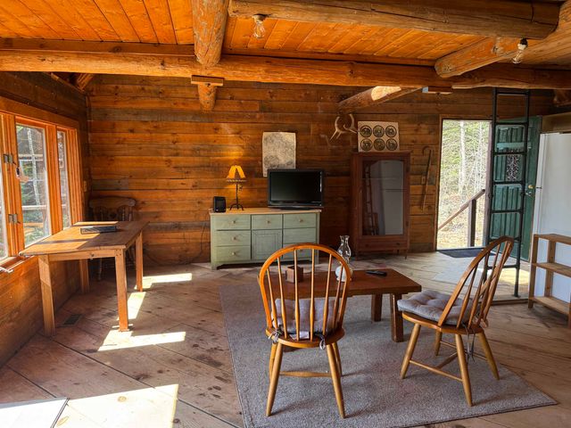 61 Bayle Mountain Road, Ossipee, NH 03814