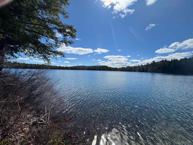 61 Bayle Mountain Road, Ossipee, NH 03814