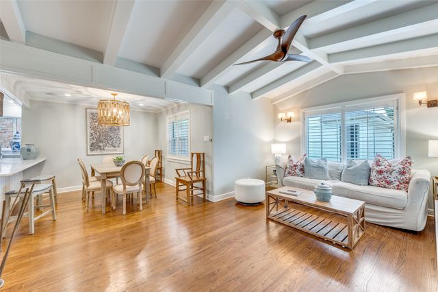 6609 Patrick Drive, Dallas, TX 75214