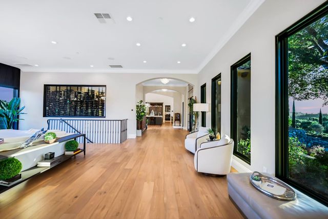 9688 Clos Du Lac, Loomis, CA 95650