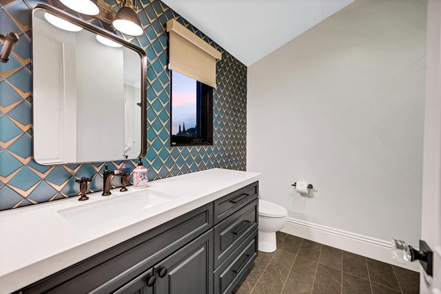 9688 Clos Du Lac, Loomis, CA 95650