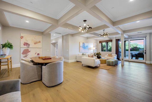 9688 Clos Du Lac, Loomis, CA 95650