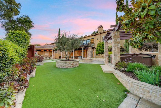 9688 Clos Du Lac, Loomis, CA 95650