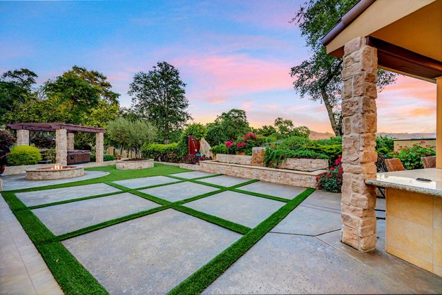 9688 Clos Du Lac, Loomis, CA 95650