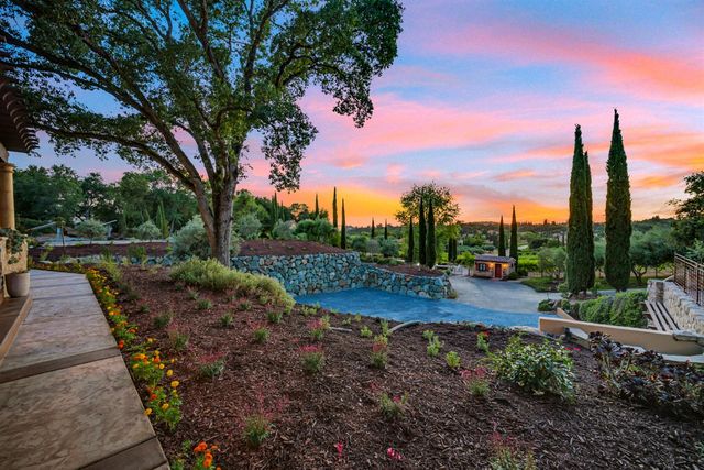 9688 Clos Du Lac, Loomis, CA 95650