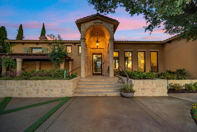 9688 Clos Du Lac, Loomis, CA 95650