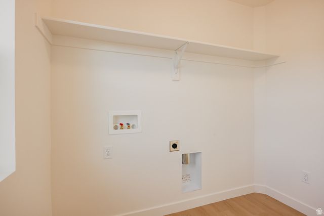 5215 S PARAMOUNT DR, Riverdale, UT 84405