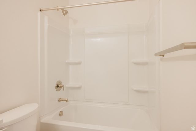 5215 S PARAMOUNT DR, Riverdale, UT 84405