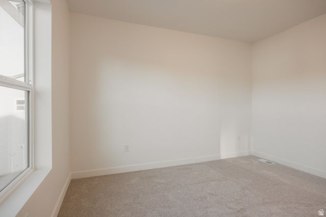 5215 S PARAMOUNT DR, Riverdale, UT 84405