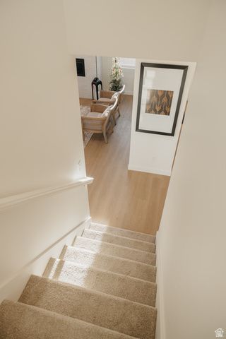 5215 S PARAMOUNT DR, Riverdale, UT 84405