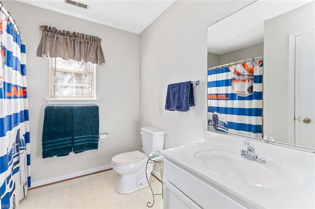 106 Toddsbury CT, Suffolk, VA 23434