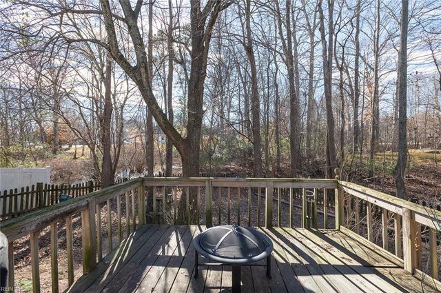 106 Toddsbury CT, Suffolk, VA 23434