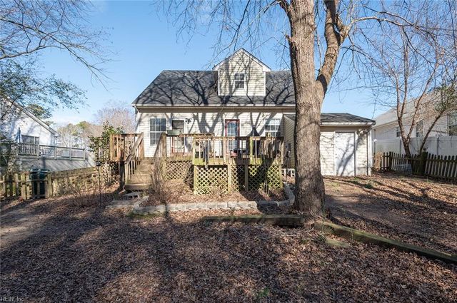 106 Toddsbury CT, Suffolk, VA 23434