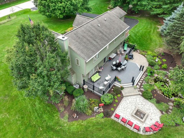 3162 Willowgate PASS, Colgate, WI 53017