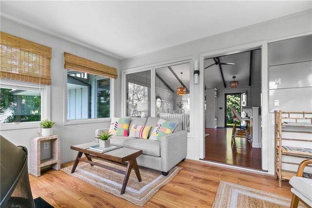 38 Sea View Avenue, South Kingstown, RI 02879