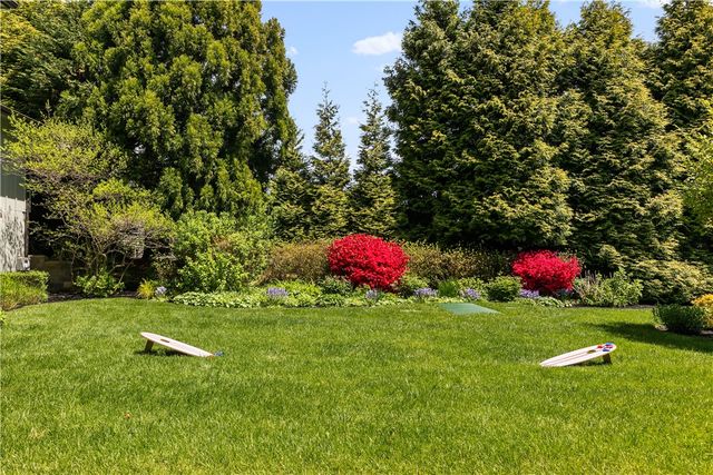 38 Sea View Avenue, South Kingstown, RI 02879