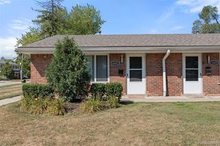 4401 Crooks Road, Royal Oak, MI 48073