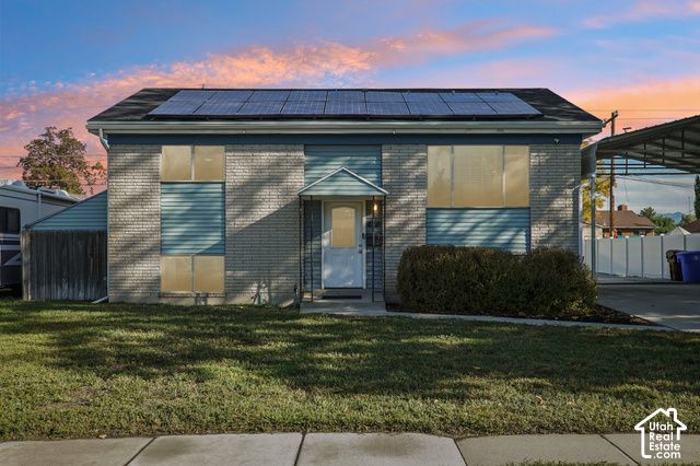 626 W IVY DR, Midvale, UT 84047