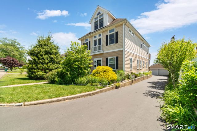 94 Housatonic Avenue, Stratford, CT 06615