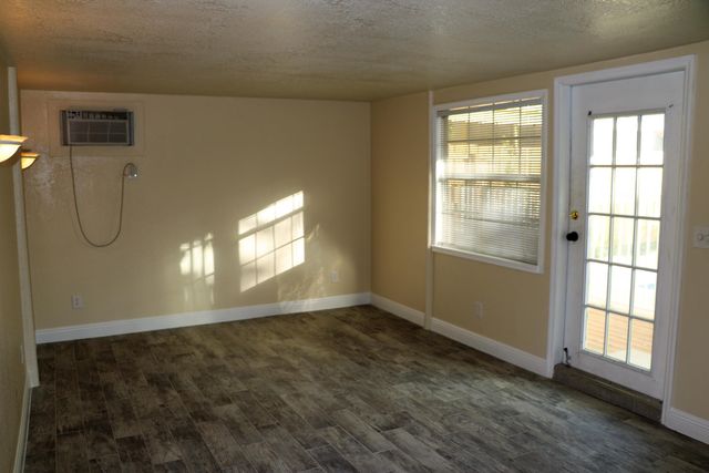 1021 S N Street, Lake Worth Beach, FL 33460