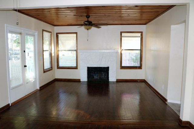 1021 S N Street, Lake Worth Beach, FL 33460