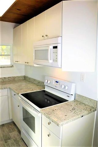 1021 S N Street, Lake Worth Beach, FL 33460