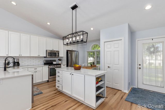 11286 Blue Heron Parkway 24, Holland, MI 49424