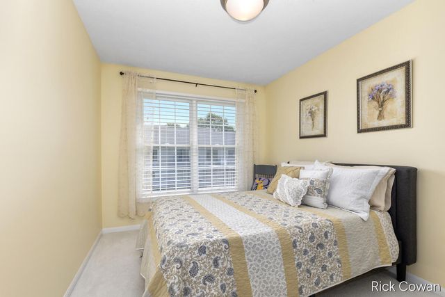 11286 Blue Heron Parkway 24, Holland, MI 49424