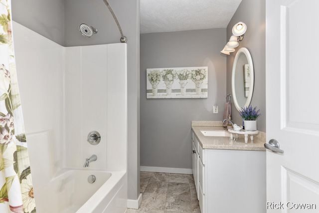 11286 Blue Heron Parkway 24, Holland, MI 49424