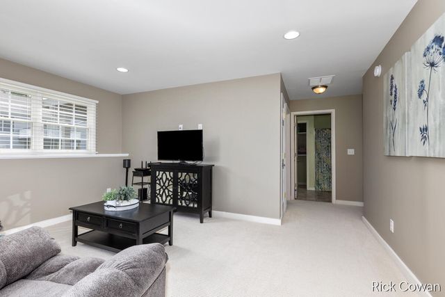 11286 Blue Heron Parkway 24, Holland, MI 49424