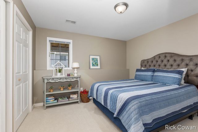 11286 Blue Heron Parkway 24, Holland, MI 49424