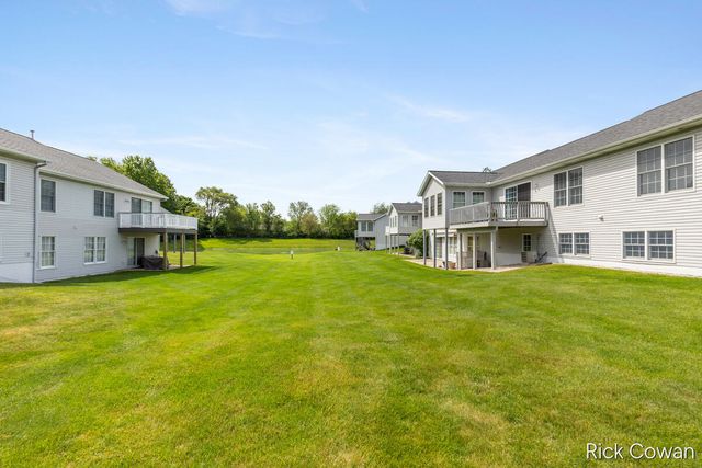 11286 Blue Heron Parkway 24, Holland, MI 49424