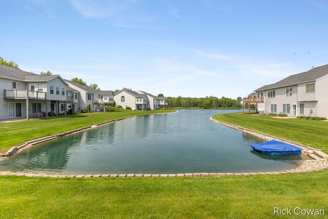 11286 Blue Heron Parkway 24, Holland, MI 49424