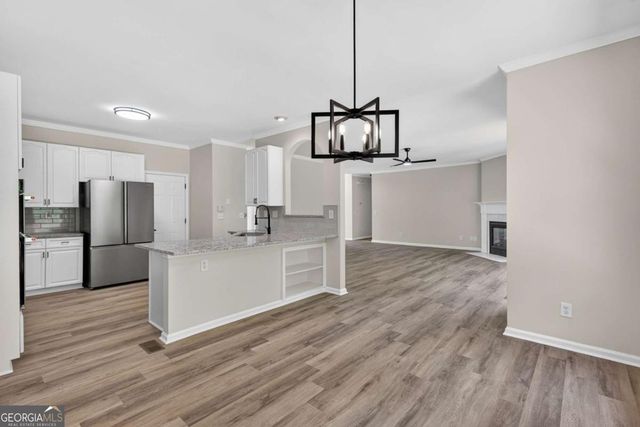 2011 Sugar Valley Lane, Lawrenceville, GA 30043