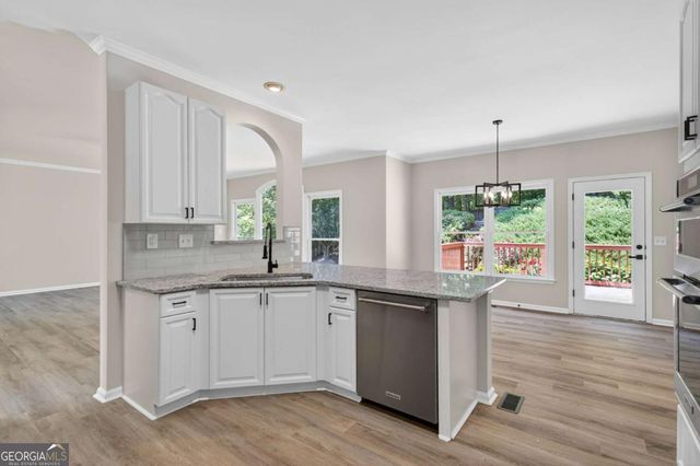2011 Sugar Valley Lane, Lawrenceville, GA 30043