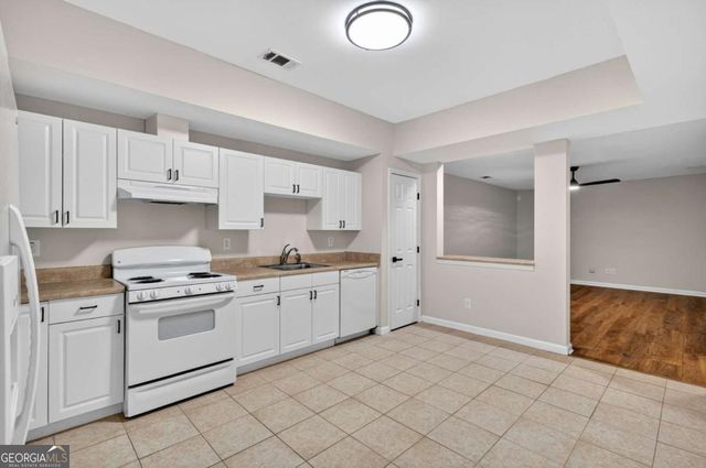 2011 Sugar Valley Lane, Lawrenceville, GA 30043