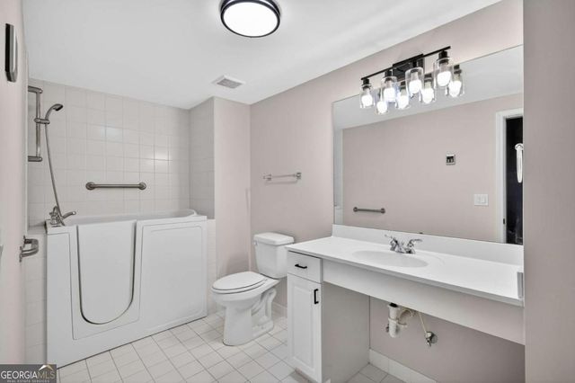 2011 Sugar Valley Lane, Lawrenceville, GA 30043
