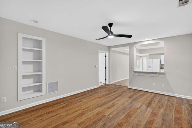 2011 Sugar Valley Lane, Lawrenceville, GA 30043