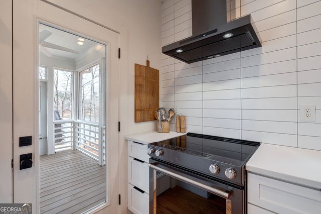 1000 Kings Row Road, Greensboro, GA 30642