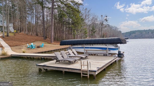 1000 Kings Row Road, Greensboro, GA 30642