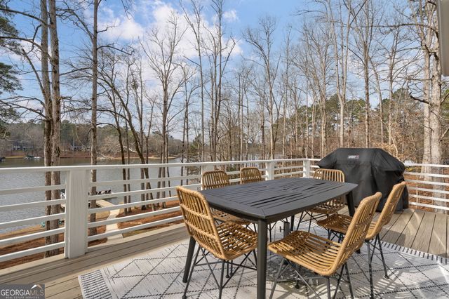 1000 Kings Row Road, Greensboro, GA 30642