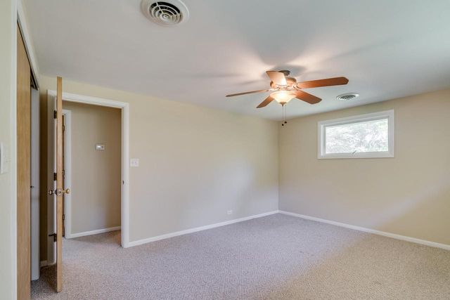 9000 263rd AVENUE, Salem, WI 53168