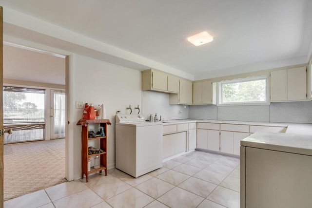 9000 263rd AVENUE, Salem, WI 53168