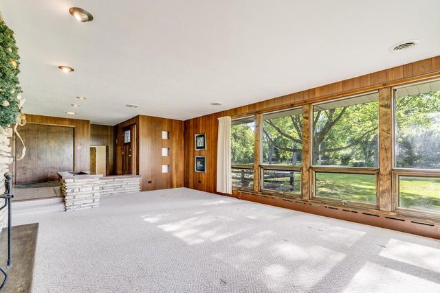 9000 263rd AVENUE, Salem, WI 53168