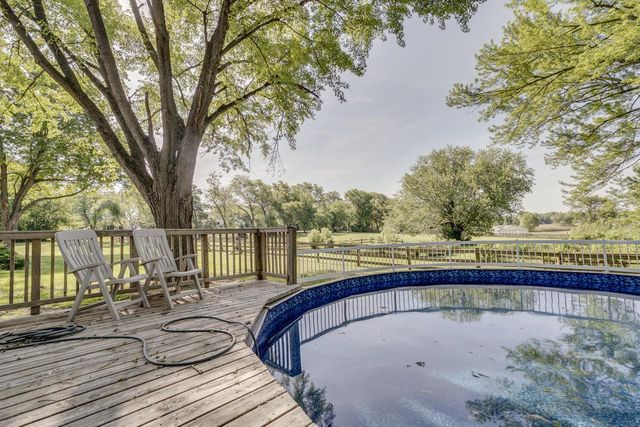 9000 263rd AVENUE, Salem, WI 53168