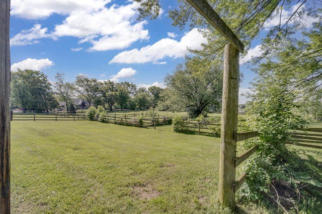 9000 263rd AVENUE, Salem, WI 53168