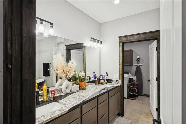 2032 Pahal Road, Huntington, TX 75949