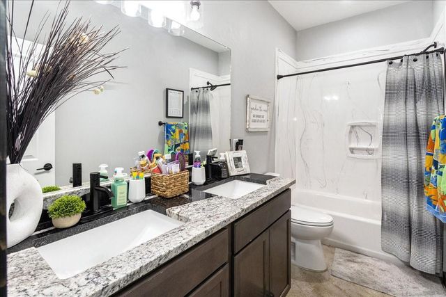 2032 Pahal Road, Huntington, TX 75949